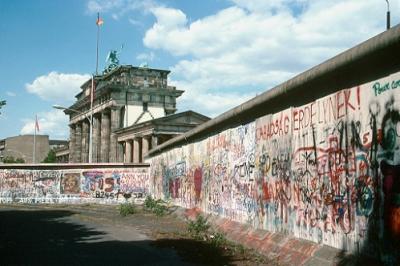 antes y despues de la caida del muro de berlin